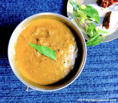 Karuvepillai kulambu