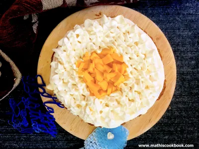 Eggless Mango Cake