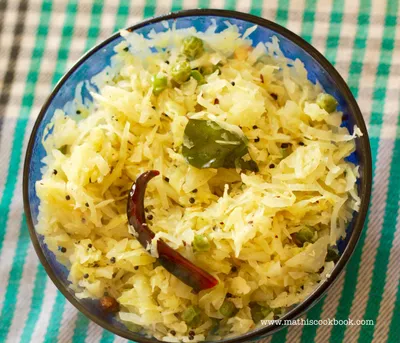 Cabbage Peas Poriyal