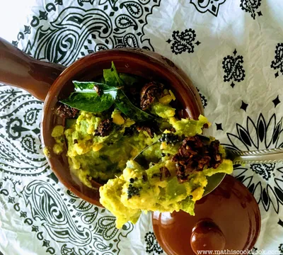 Snake Gourd kootu / Pudalangai Kootu